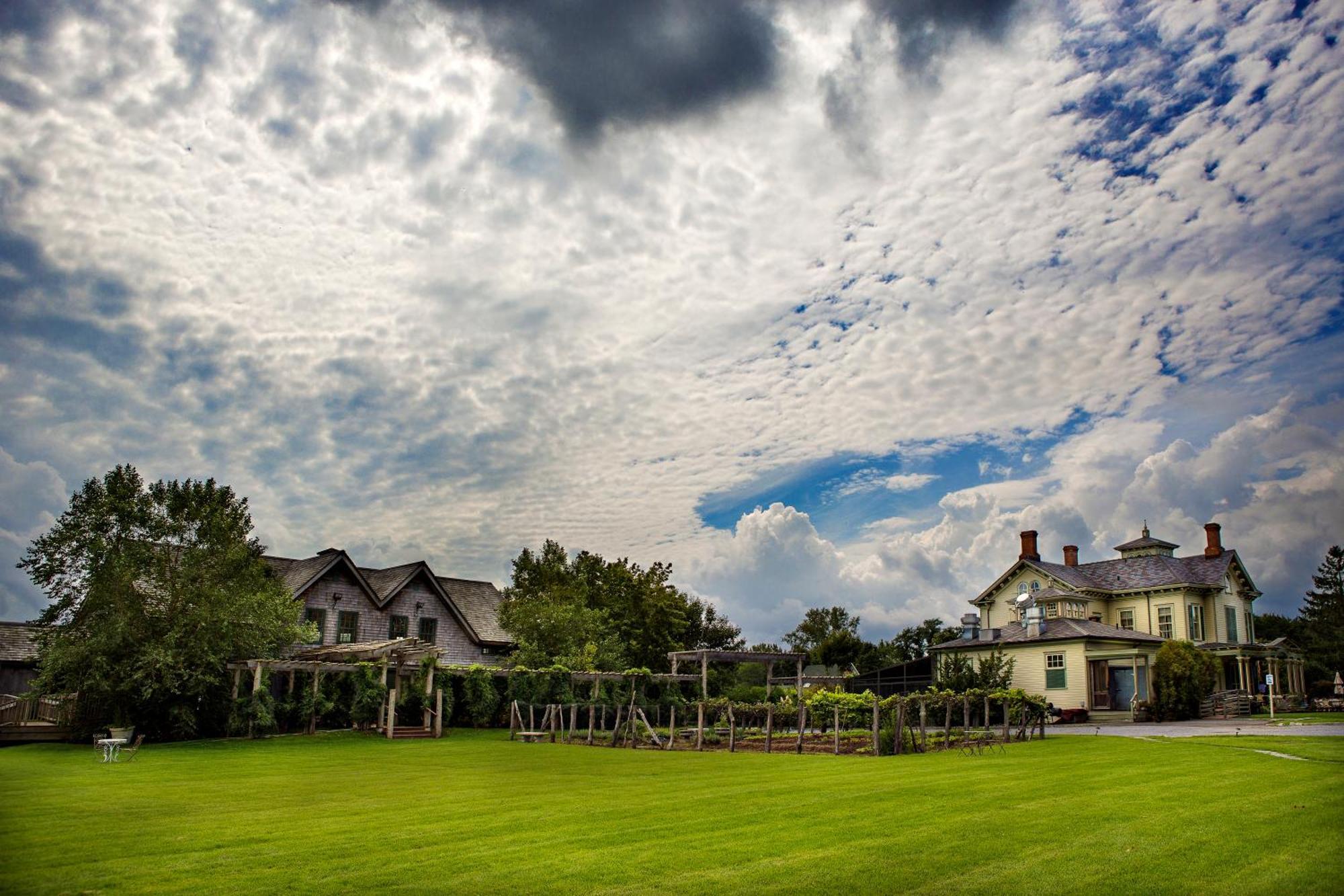 Jedediah Hawkins Inn Jamesport ภายนอก รูปภาพ